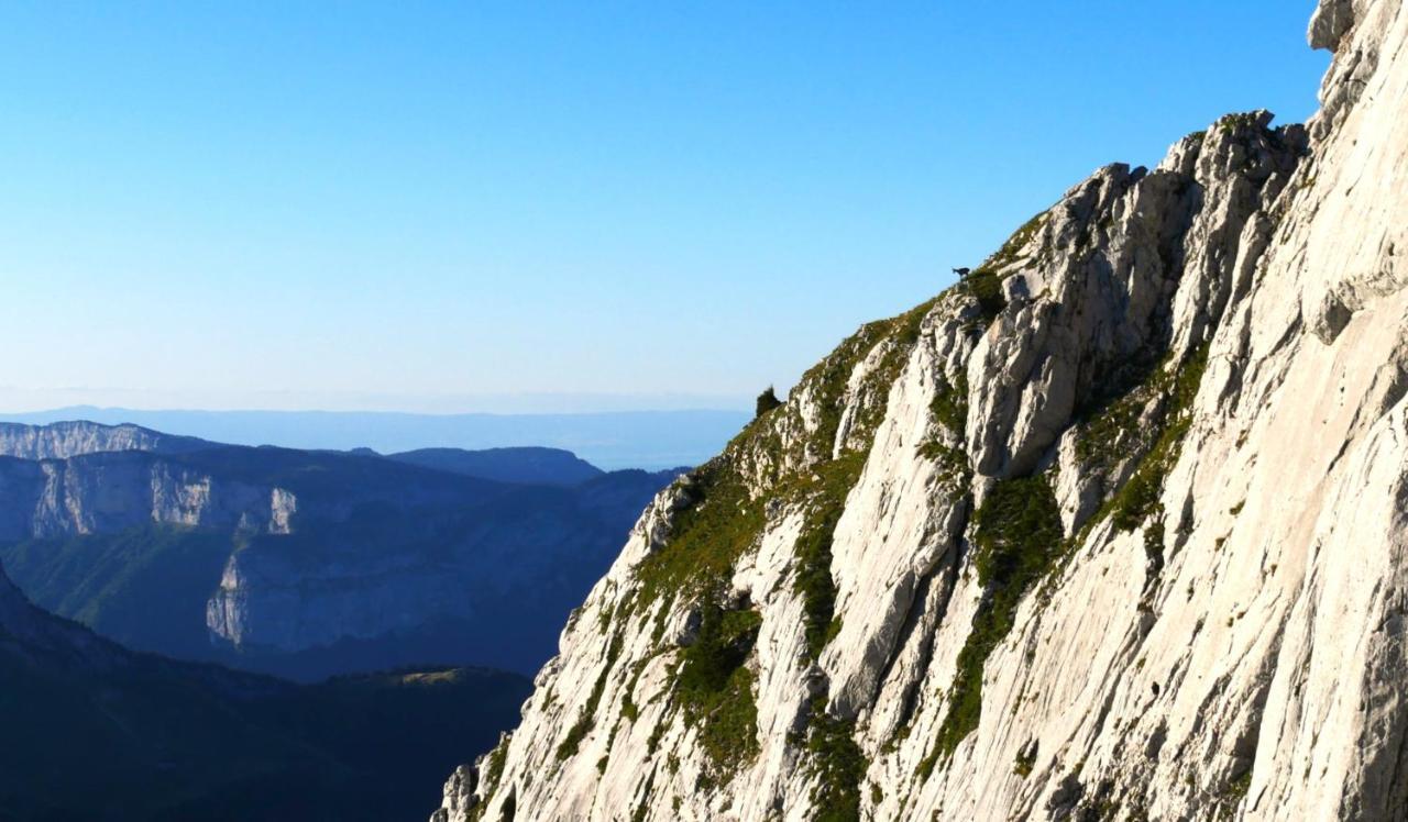 2 Personnes - Lumineux - D'annecy Lathuile